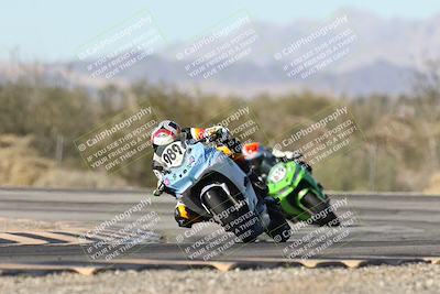 media/Dec-06-2025-CVMA (Sat) [[4a896cc04c]]/Race 6-Formula Twins-Formula 40 UL/